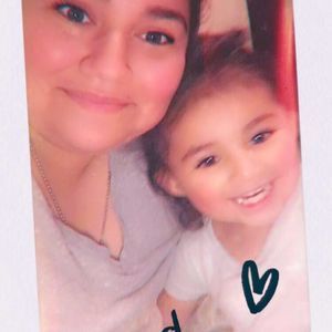 Meet your Posher, Esmeralda